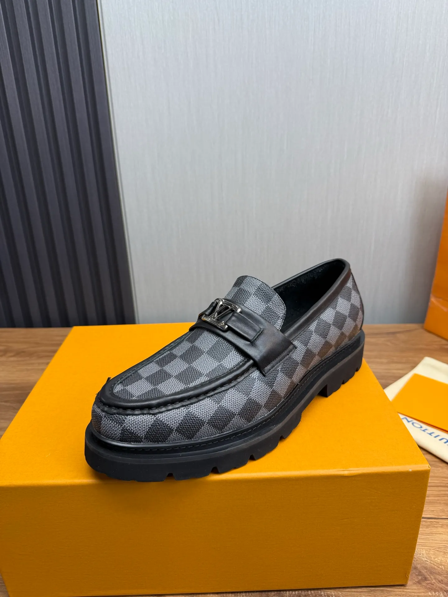 Factory 680💰 LV. Men's business casual leather shoes, all made of imported original brand leather, just to create a more comfortable wearing experience, original non-slip and wear-resistant outsole ✔️16-45 (38.45 non-returnable)